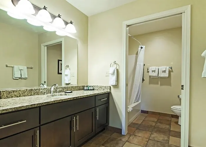 Holiday home 1bd With Amenities Of Pool Arcade Walking Trails And