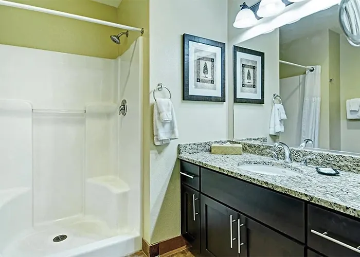 Holiday home 1bd With Amenities Of Pool Arcade Walking Trails And